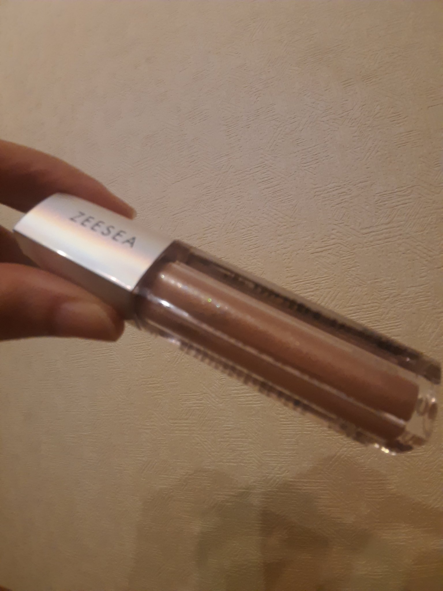 ダイヤモンドシリーズ 星空リキッドアイシャドウ/ZEESEA/リキッドアイシャドウを使ったクチコミ（1枚目）