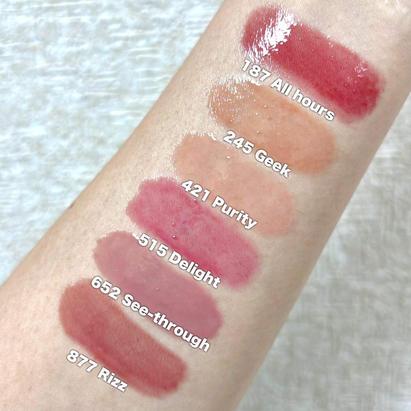 UNSEEN BLUR TINT/Oddtype/口紅を使ったクチコミ(3枚目)