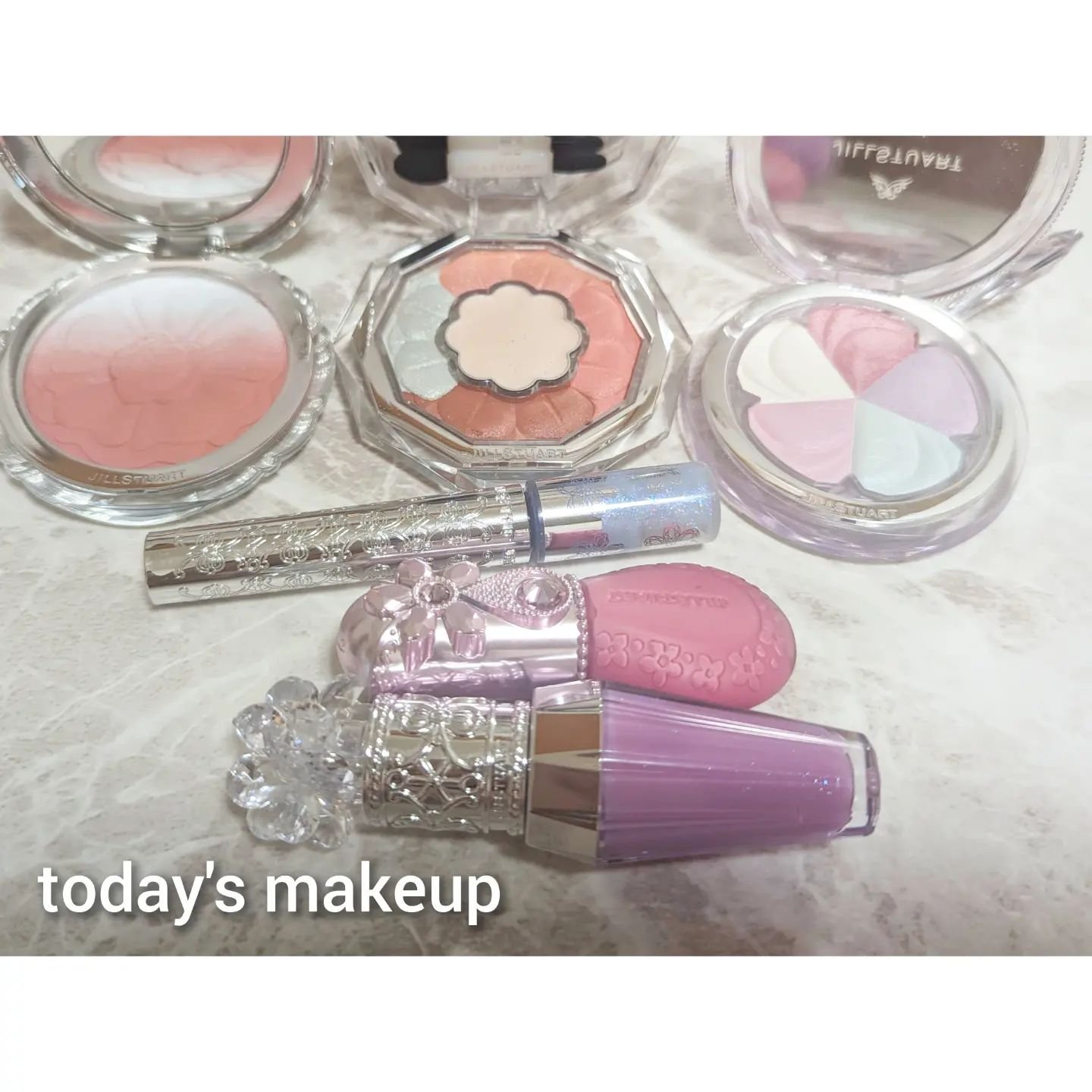 ジルスチュアート ブルームドロップ リップ＆チーク シフォン 105 sakura velvet<サクラブーケ>（限定）/JILL STUART/リキッドチークを使ったクチコミ（1枚目）