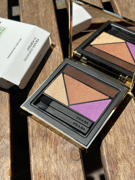 ダイメンションズ マルチエフェクト アイシャドウ/PRADA BEAUTY/アイシャドウパレットを使ったクチコミ(1枚目)