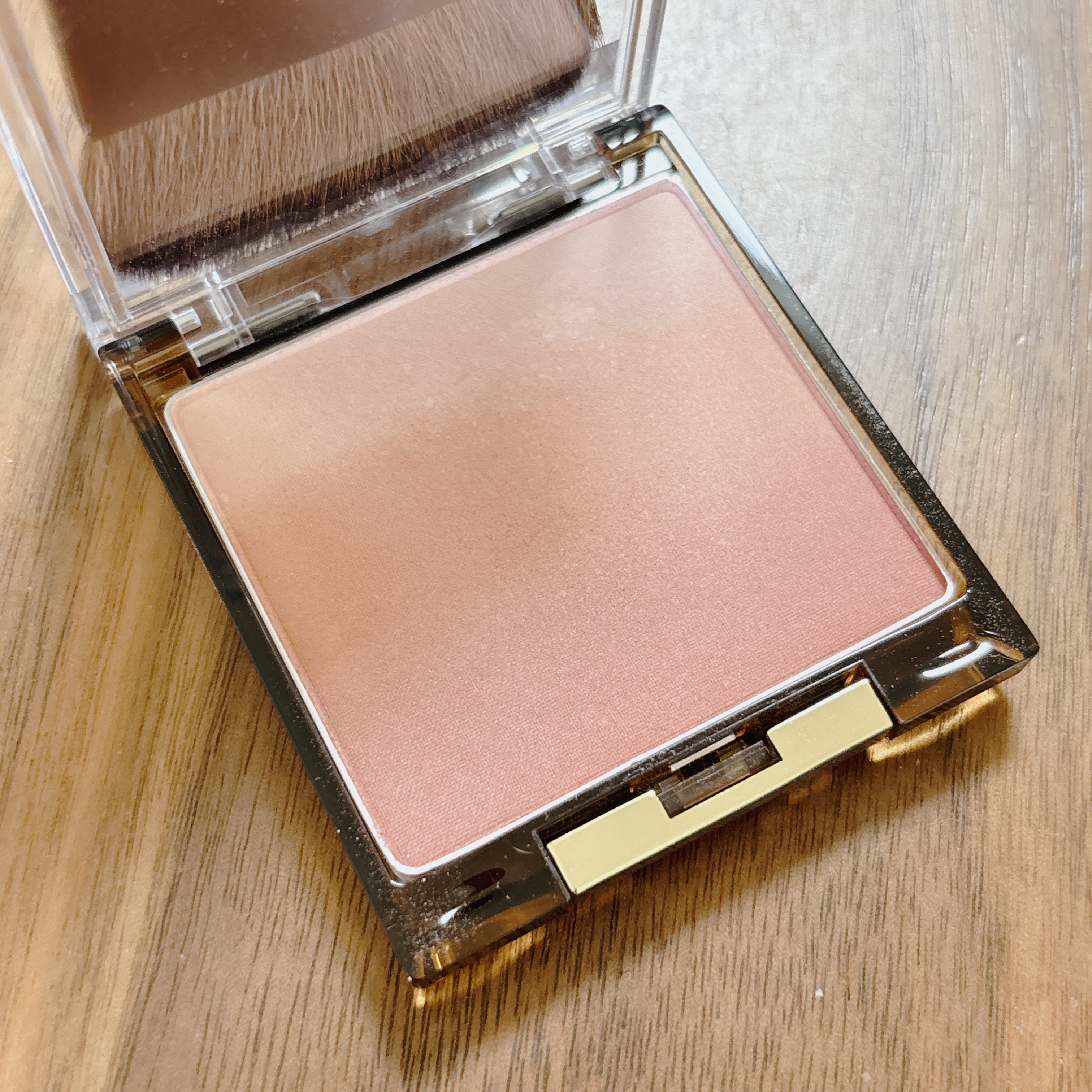 オーラティック ブラッシュ AB05 ベイクドシナモン/excel/パウダーチークを使ったクチコミ（2枚目）