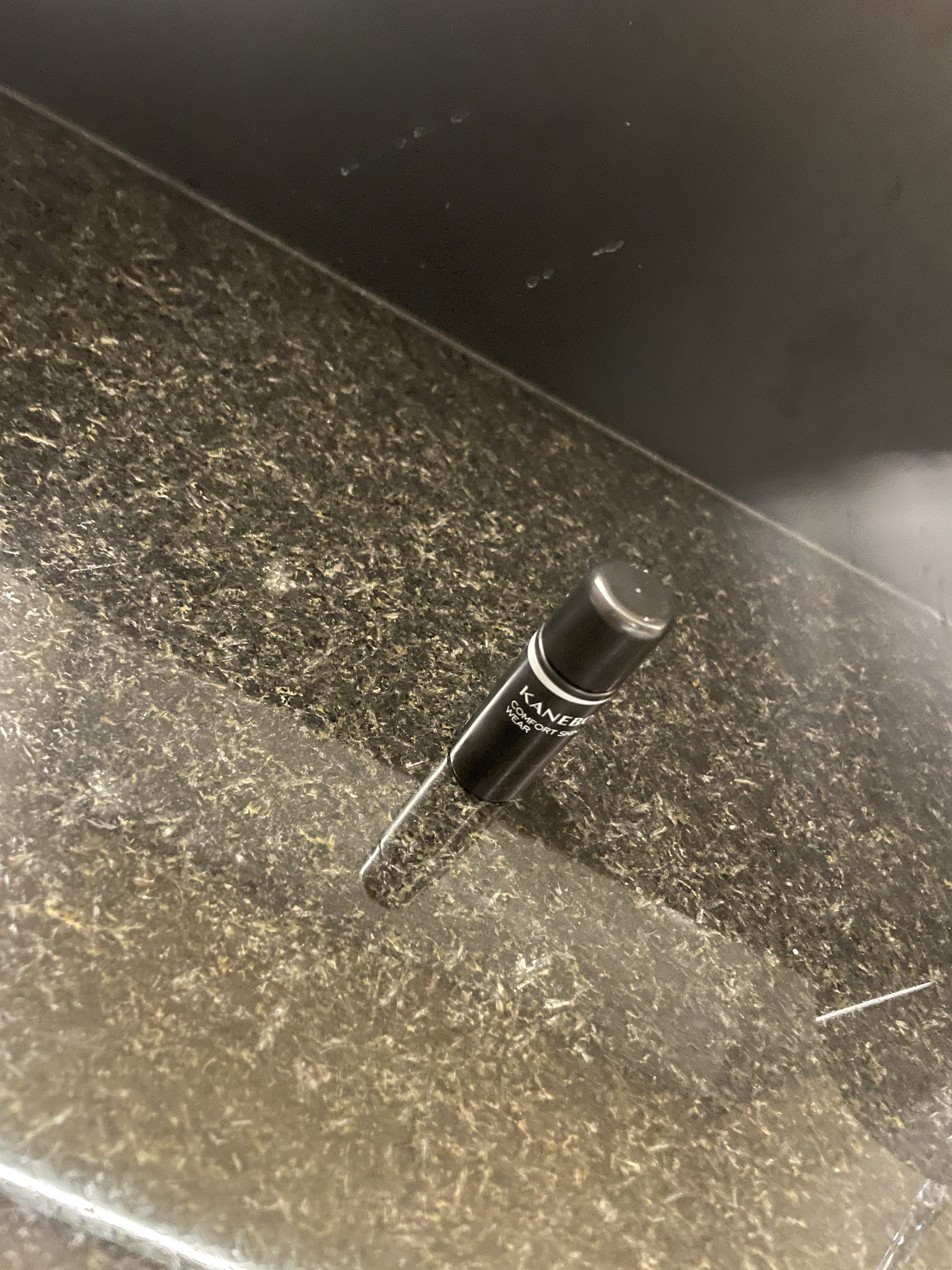 カネボウ イーブンフィット プライマー/KANEBO/化粧下地を使ったクチコミ（2枚目）