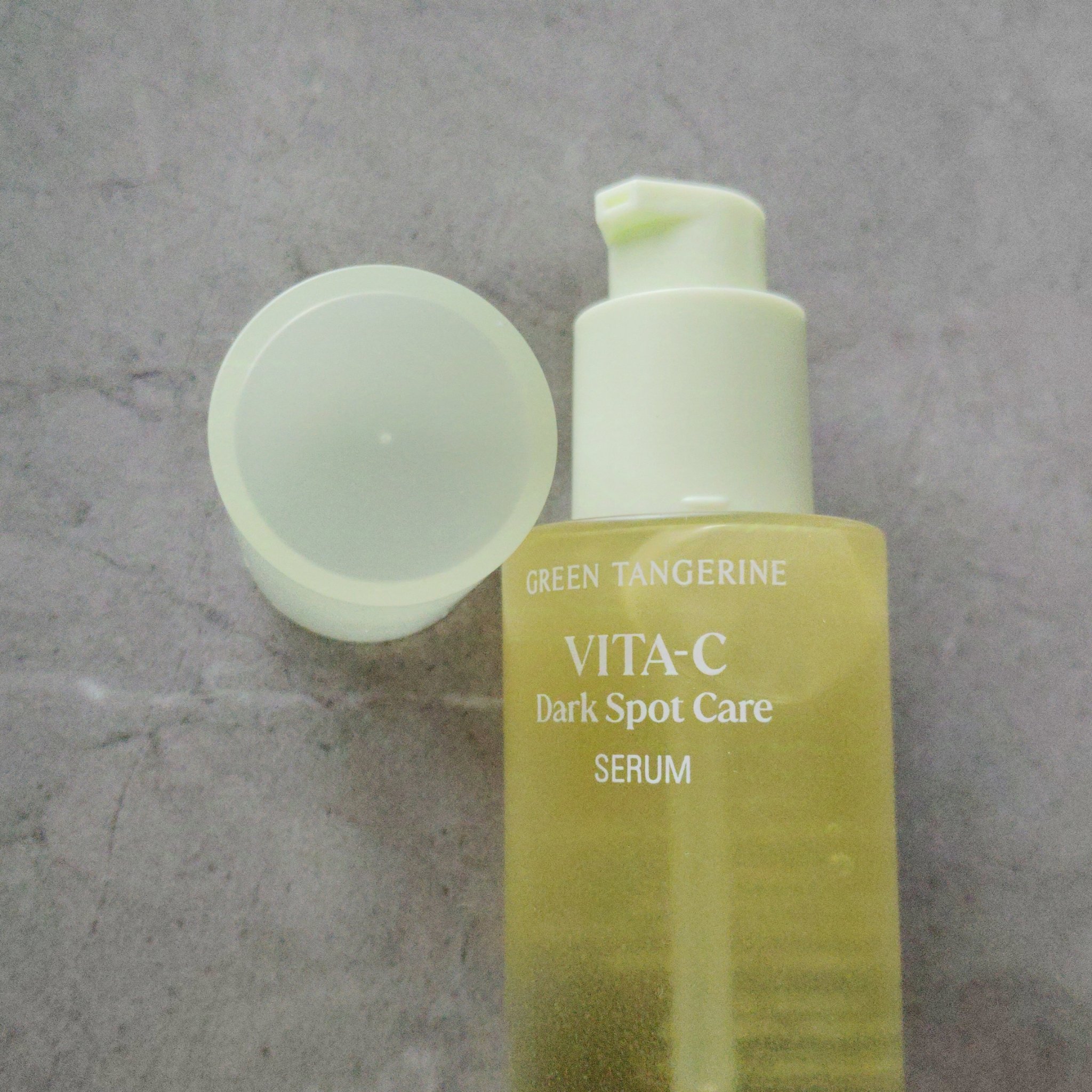グリーンタンジェリン ビタC ダークスポットケアセラム/goodal/美容液を使ったクチコミ（2枚目）