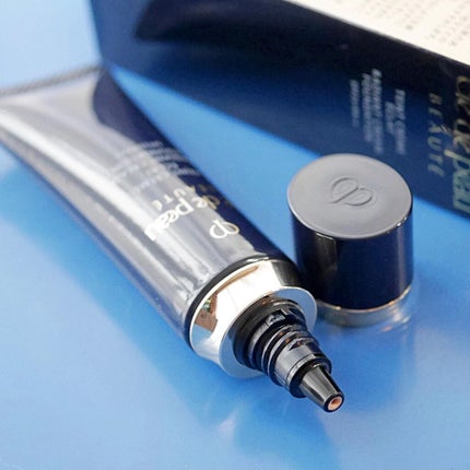 クレ・ド・ポー ボーテ タンクレームエクラn/クレ・ド・ポー ボーテ/クリーム・エマルジョンファンデーションを使ったクチコミ(3枚目)