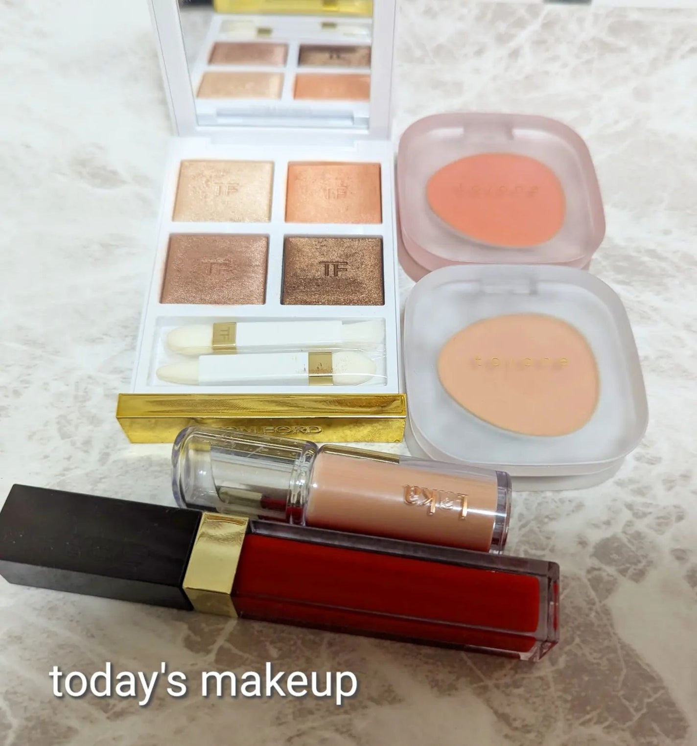 フロウレス リップ グロス/SUQQU/リップグロスを使ったクチコミ(1枚目)