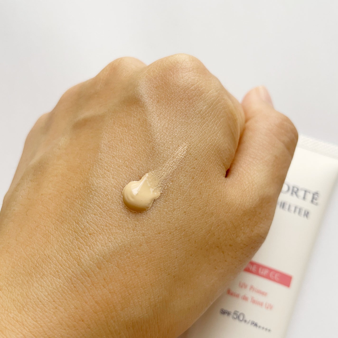 サンシェルター マルチ プロテクション トーンアップCC/DECORTÉ/化粧下地を使ったクチコミ(4枚目)