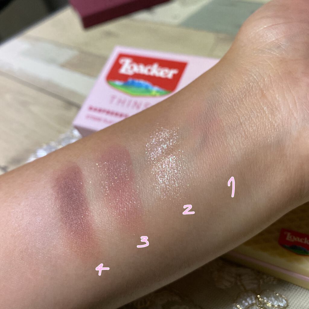 ローカー プレイカラーアイズミニ/ETUDE/アイシャドウパレットを使ったクチコミ（3枚目）