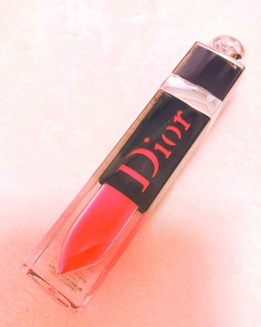 Dior アディクト ラッカープランプ556
新色です💄
色はコーラルオレンジですが、オレンジ過ぎない色が気に入っています❣️
そして、何より感動したのは全くカサつくことなく、塗って時間がたっても潤いが