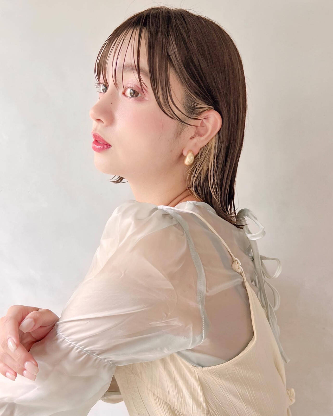 「ヘアアイロン用スタイリング剤のタイプ別おすすめ32選!カールorストレートの髪型に合わせて紹介♡」の画像(#730497)