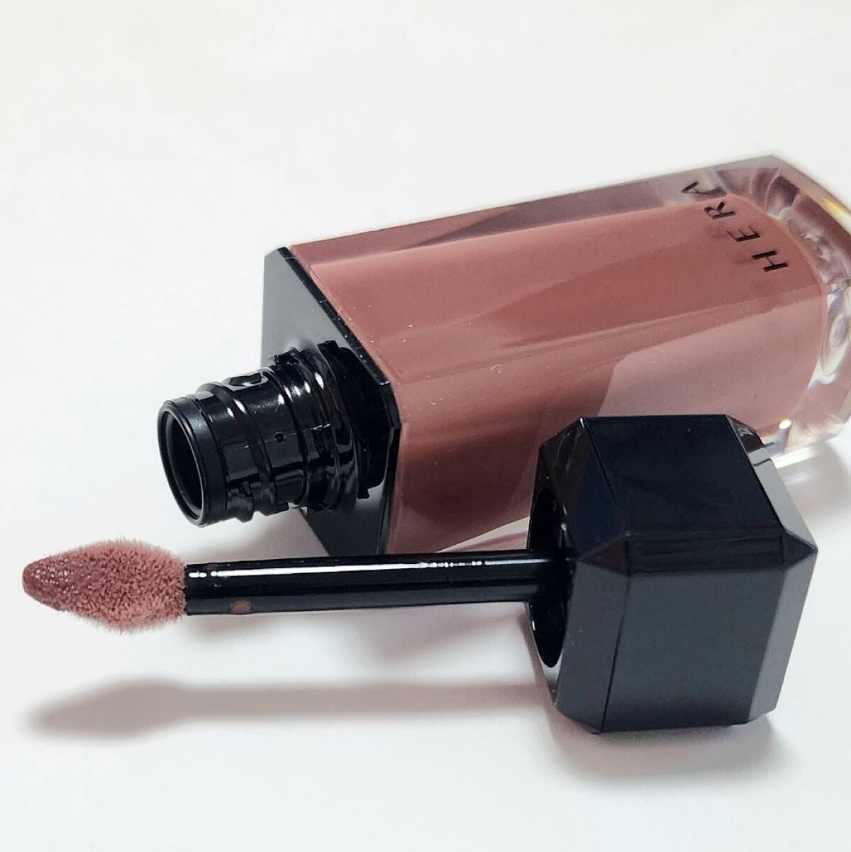 センシュアルヌードグロス/HERA/リップグロスを使ったクチコミ(2枚目)