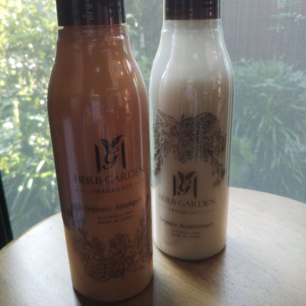 ハーバニエンス シャンプー・コンディショナー(ジャスミン&ベルガモット)/HERBANIENCE/市販シャンプーを使ったクチコミ(1枚目)