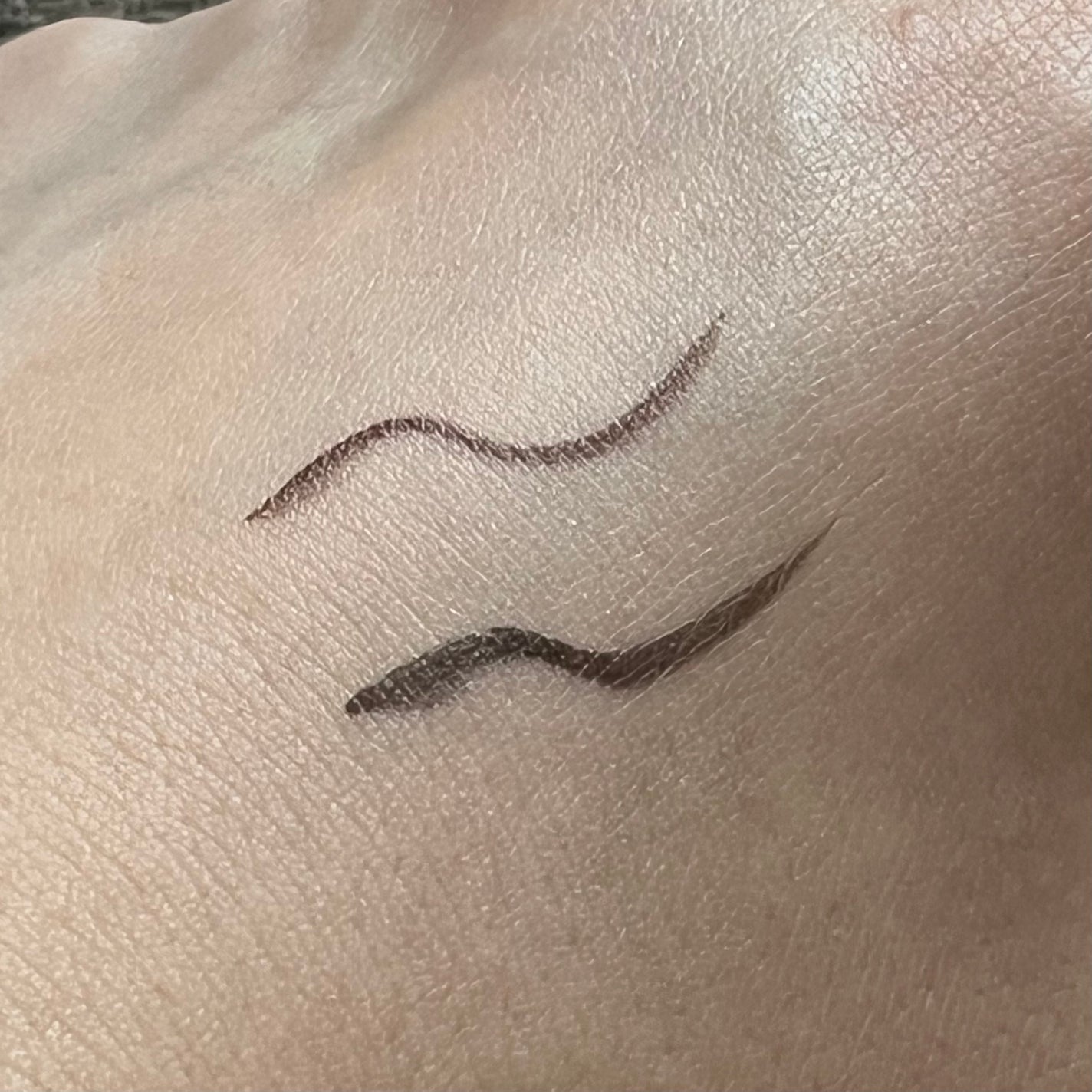 リキッドアイライナー/ミゼルエディ/リキッドアイライナーを使ったクチコミ(4枚目)