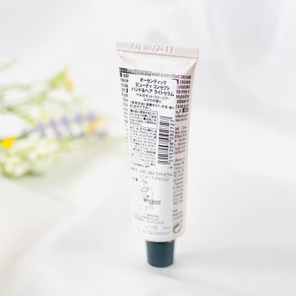 ハンド&ヘア ライトセラム/AUTHENTIC BEAUTY CONCEPT/ハンドクリームを使ったクチコミ(2枚目)