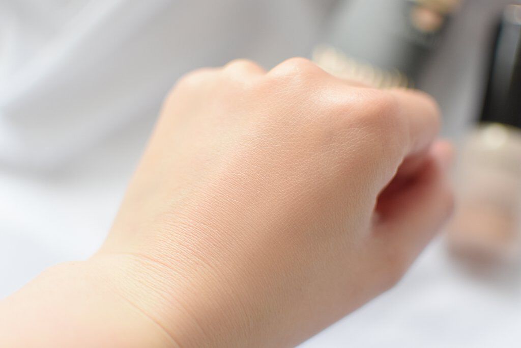 ドラマティックエッセンスリキッド/マキアージュ/リキッドファンデーションを使ったクチコミ（3枚目）