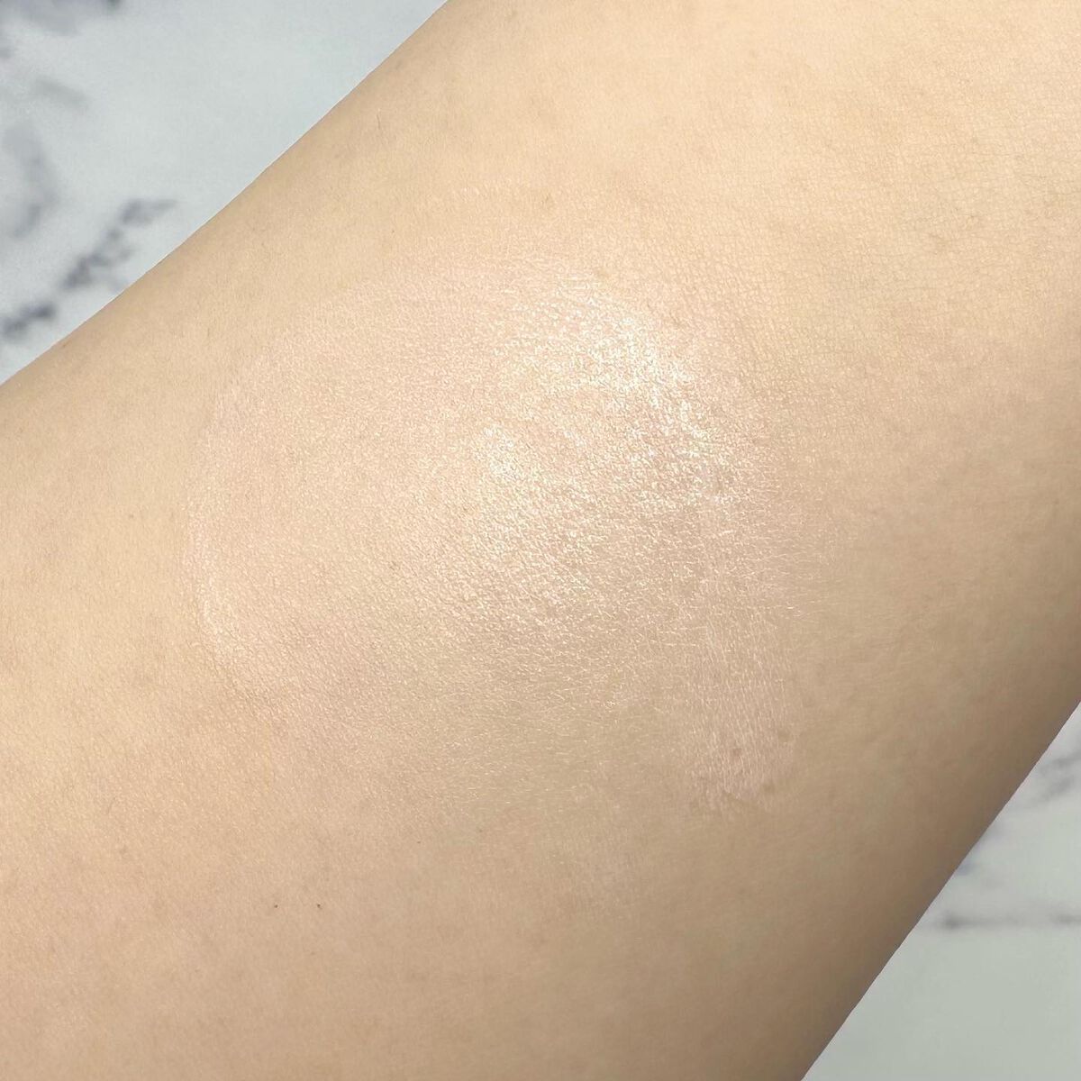 インテンシブ セラム ラディアンス プライマー/BOBBI BROWN/化粧下地を使ったクチコミ(3枚目)