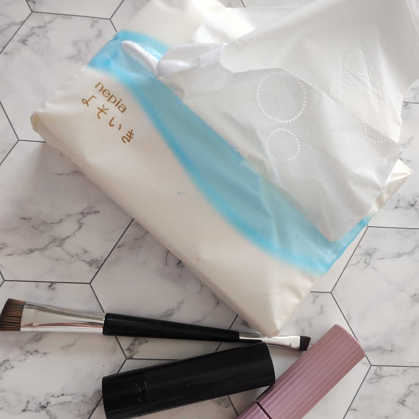 よそいき保湿ティシュ/ネピア/ティッシュを使ったクチコミ(4枚目)