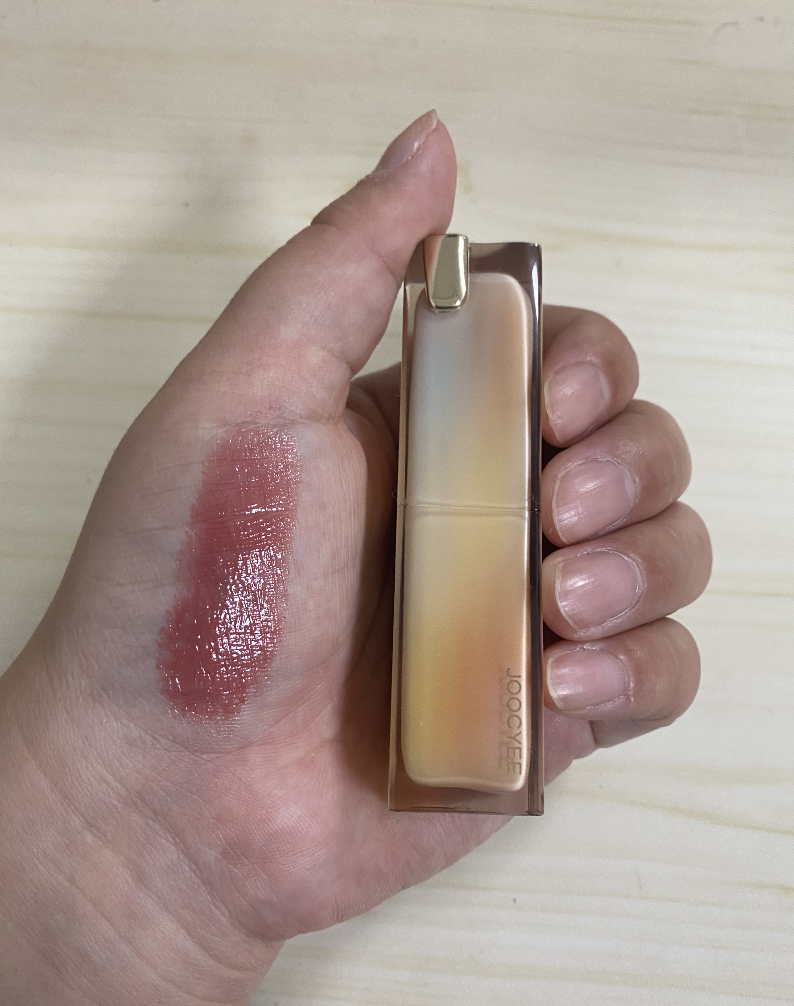 Joocyee グレーズフィルムルージュ/Joocyee/口紅を使ったクチコミ（2枚目）