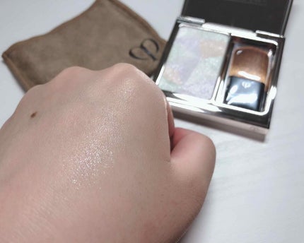 クレ・ド・ポー ボーテ レオスールデクラ/クレ・ド・ポー ボーテ/パウダーハイライトを使ったクチコミ(2枚目)