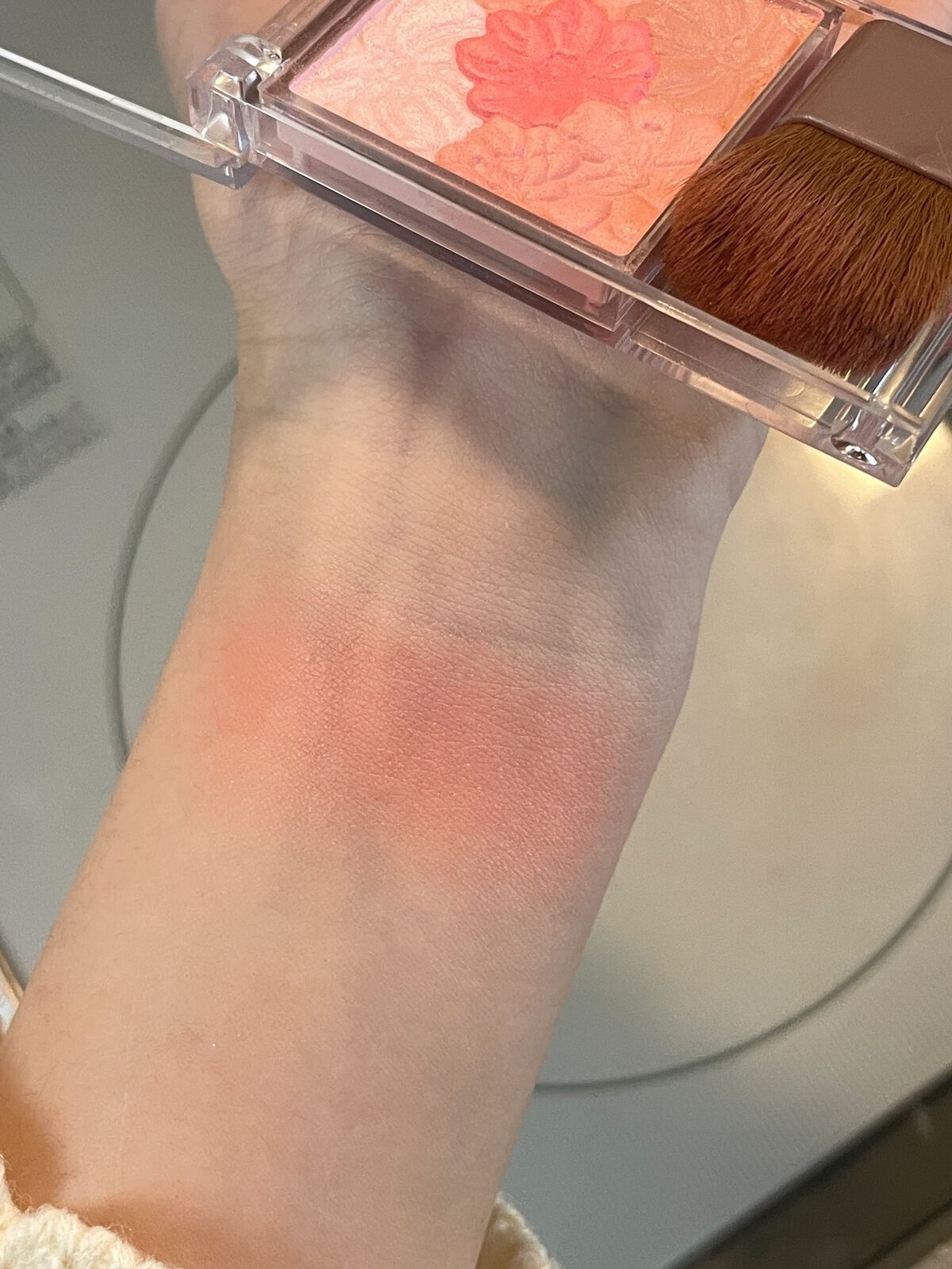 グロウフルールチークス 01 ピーチフルール/キャンメイク/パウダーチークを使ったクチコミ（3枚目）