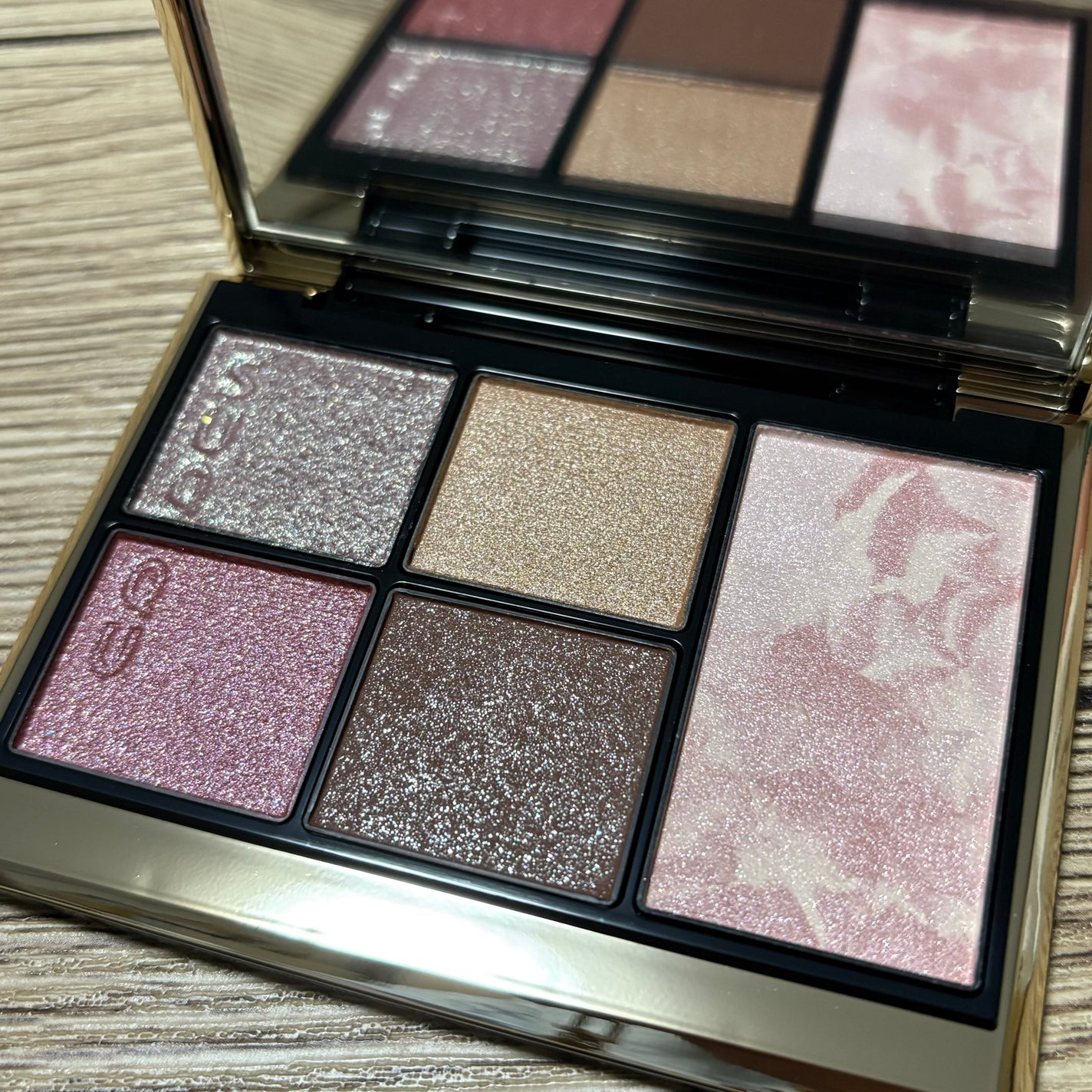 SUQQU アイ&フェイス コンパクト/SUQQU/アイシャドウパレットを使ったクチコミ(2枚目)