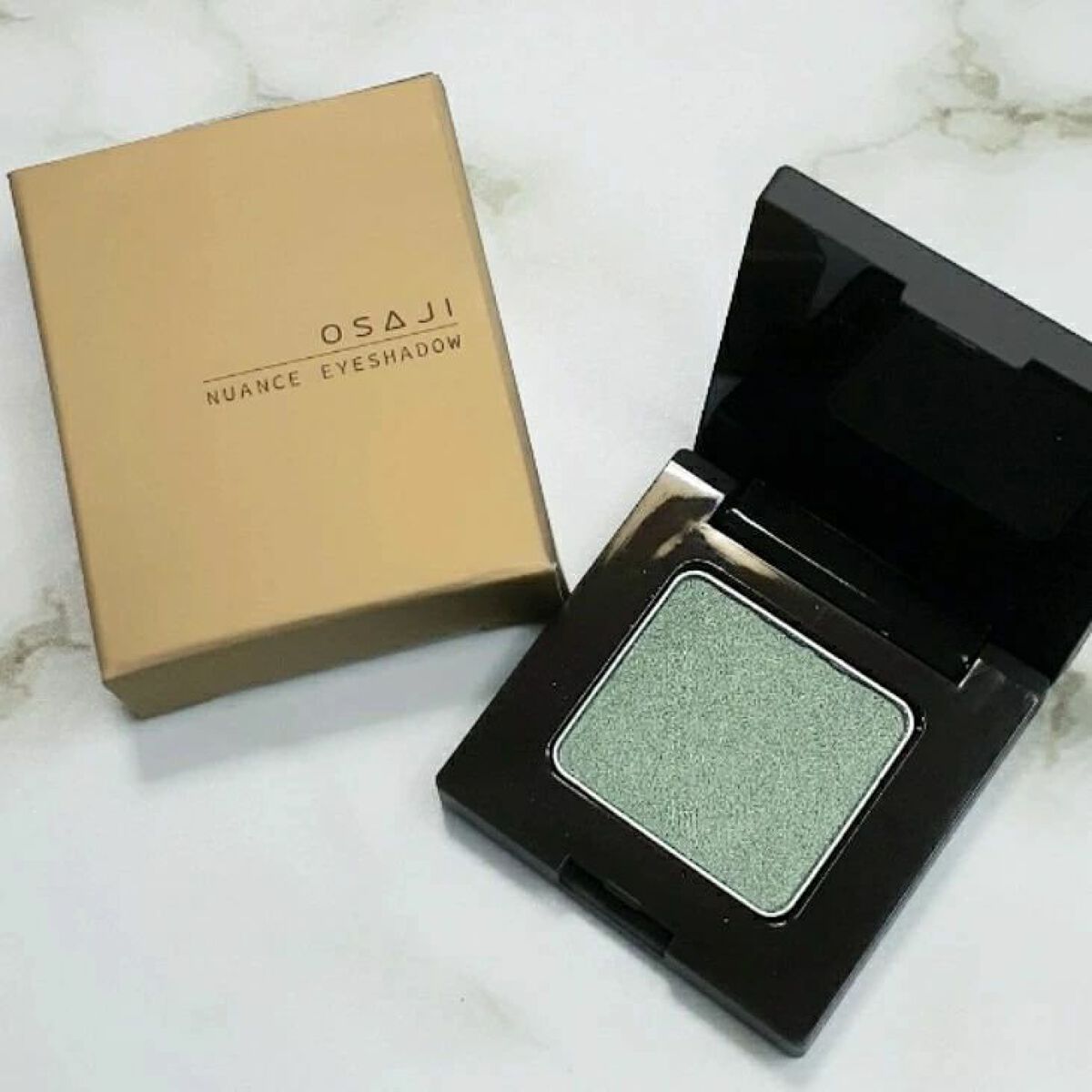 ニュアンス アイシャドウ d10 Gairoju〈街路樹〉/OSAJI/単色アイシャドウを使ったクチコミ（1枚目）