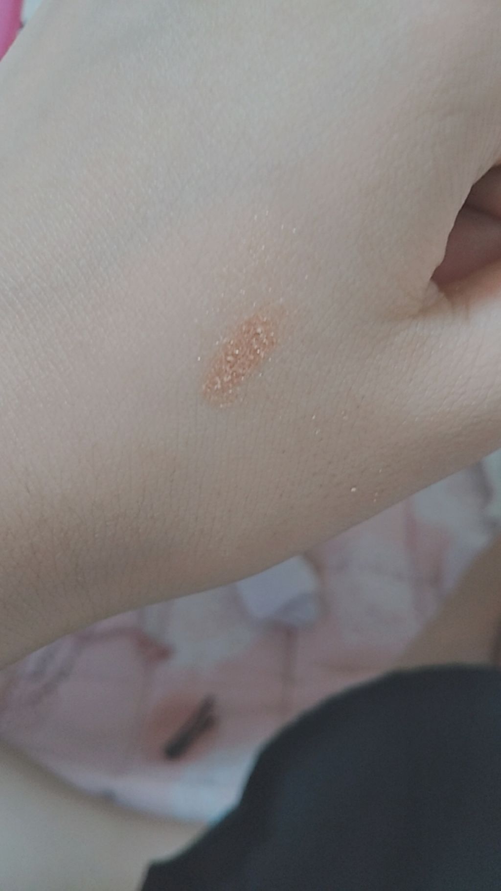 16CANDY ROCK PEAEL POWDER/16BRAND/単色アイシャドウを使ったクチコミ(2枚目)