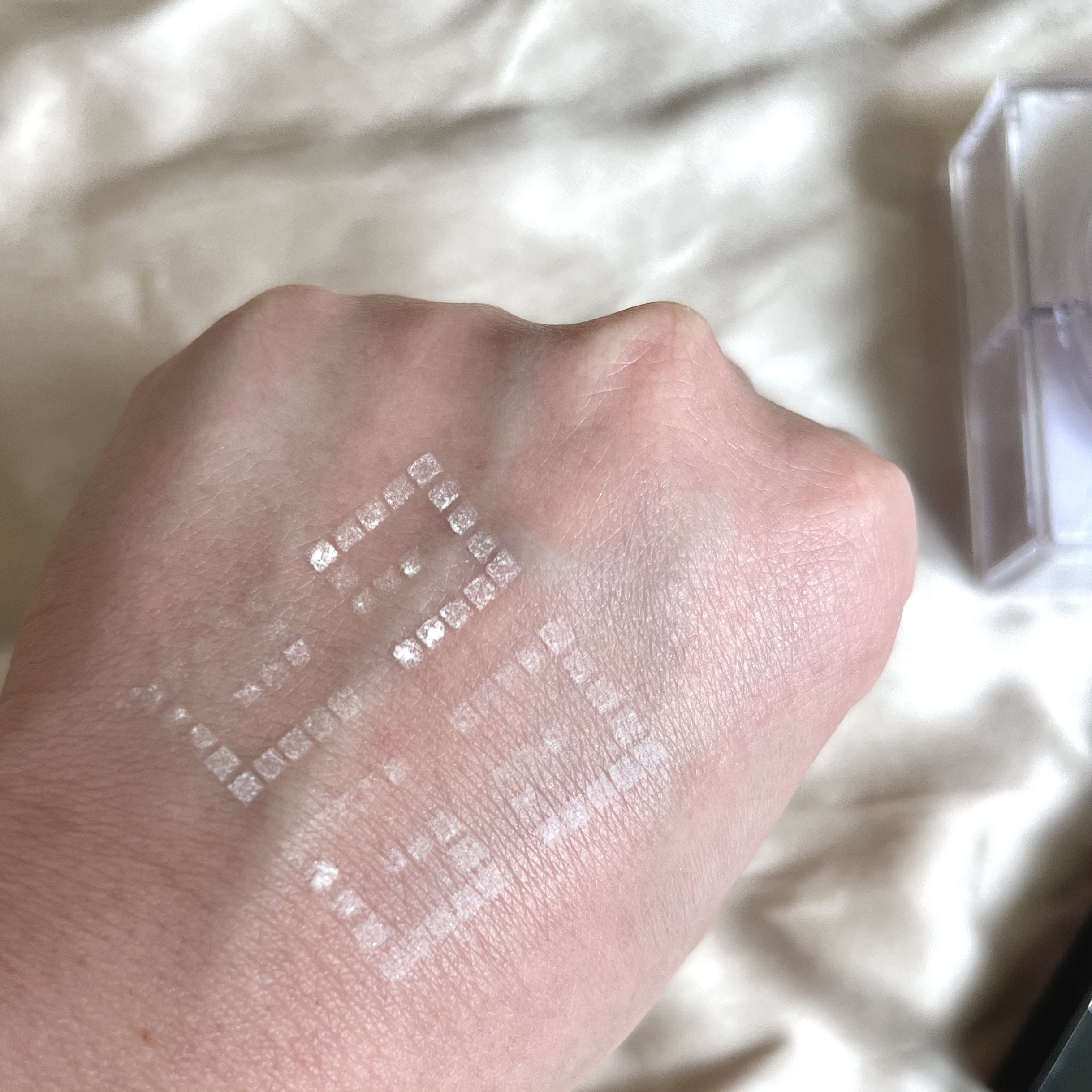 プリズム・リーブル/GIVENCHY/ルースパウダーを使ったクチコミ（3枚目）