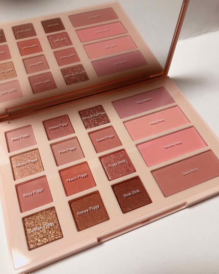 ROSY PIGGY PALATTE/innisfree/アイシャドウパレットを使ったクチコミ(1枚目)