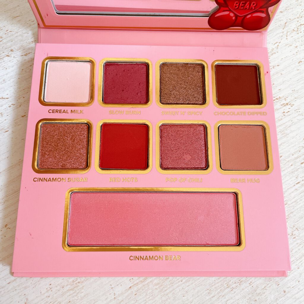 シナモン ベア メイクアップ コレクション/Too Faced/アイシャドウパレットを使ったクチコミ（3枚目）
