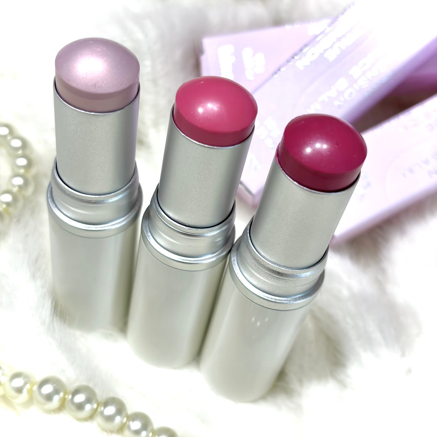 トゥルーディメンションラディアンスバーム/hince/スティックハイライトを使ったクチコミ(3枚目)