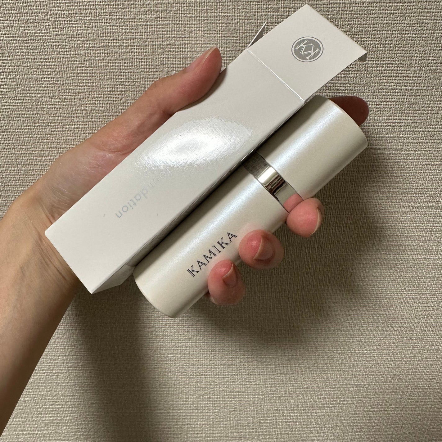 シルキースティックファンデーション/KAMIKA/その他ファンデーションを使ったクチコミ(2枚目)