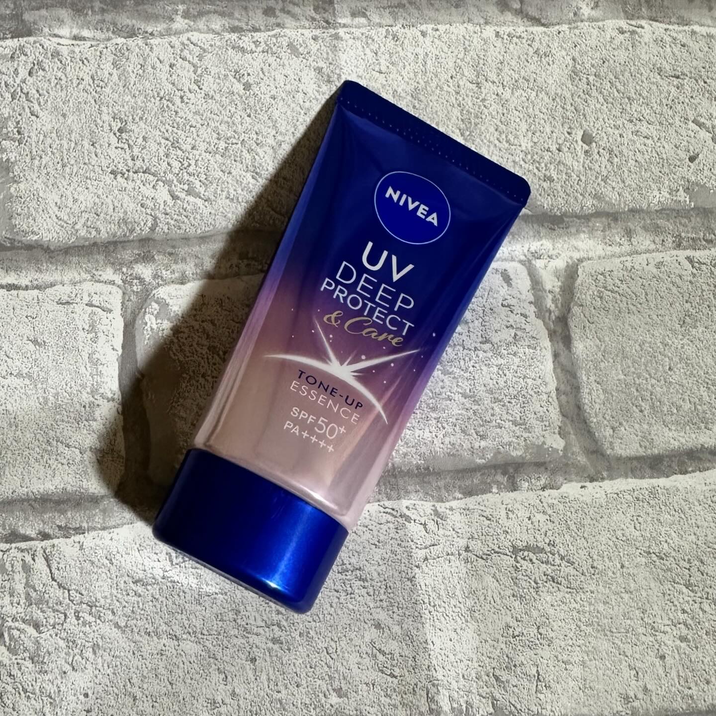 ニベアUV ディープ プロテクト＆ケア トーンアップ エッセンス/ニベア/日焼け止めローションを使ったクチコミ（2枚目）