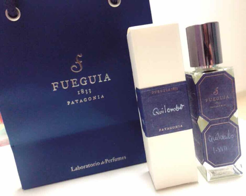 喘息ちゃん on LIPS 「寒くなってきたので重めの甘い匂いの香水が楽しめる時期ですよね🤭..」(1枚目)