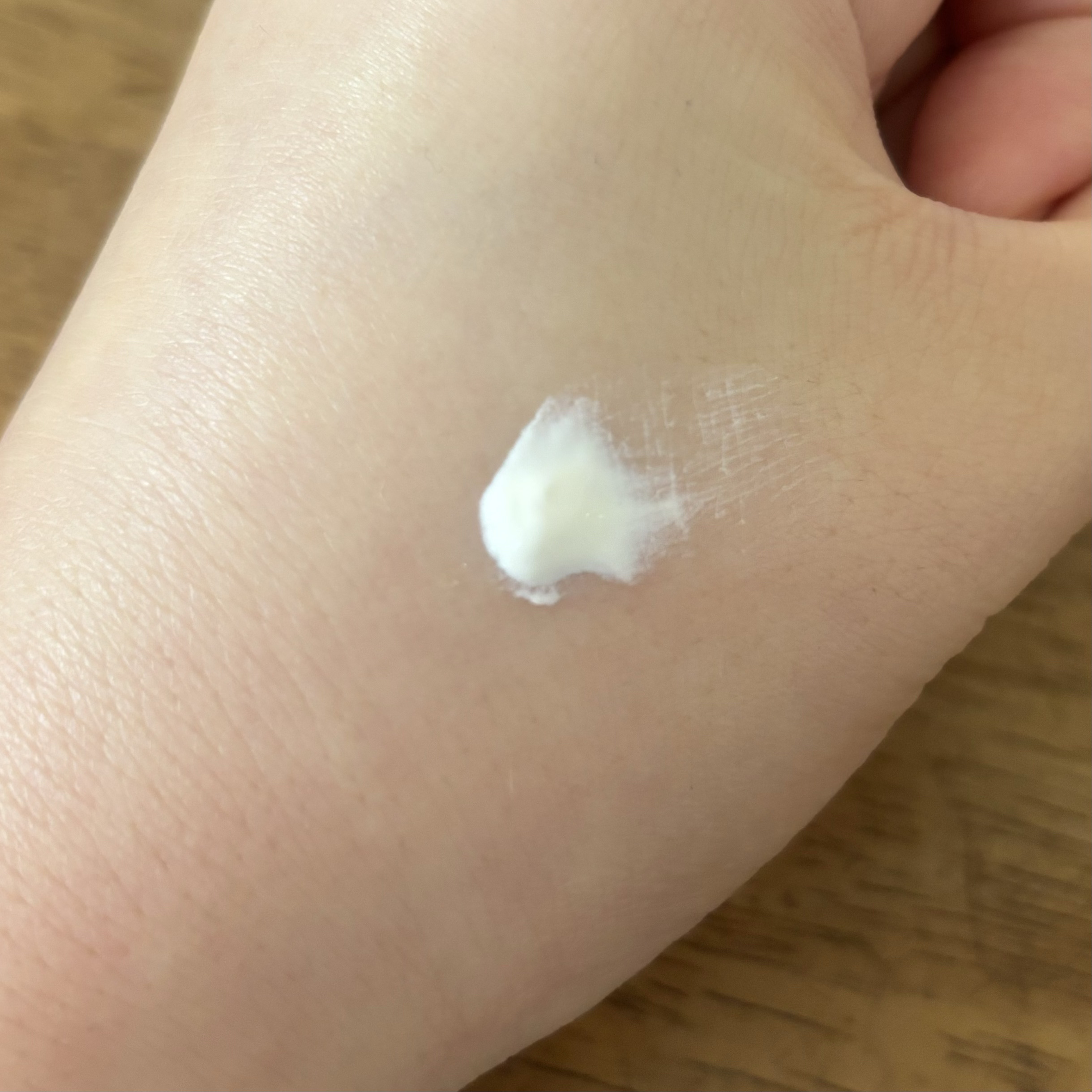 トップ シークレット インスタント トーンアップ ローズ/YVES SAINT LAURENT BEAUTE/化粧下地を使ったクチコミ（2枚目）