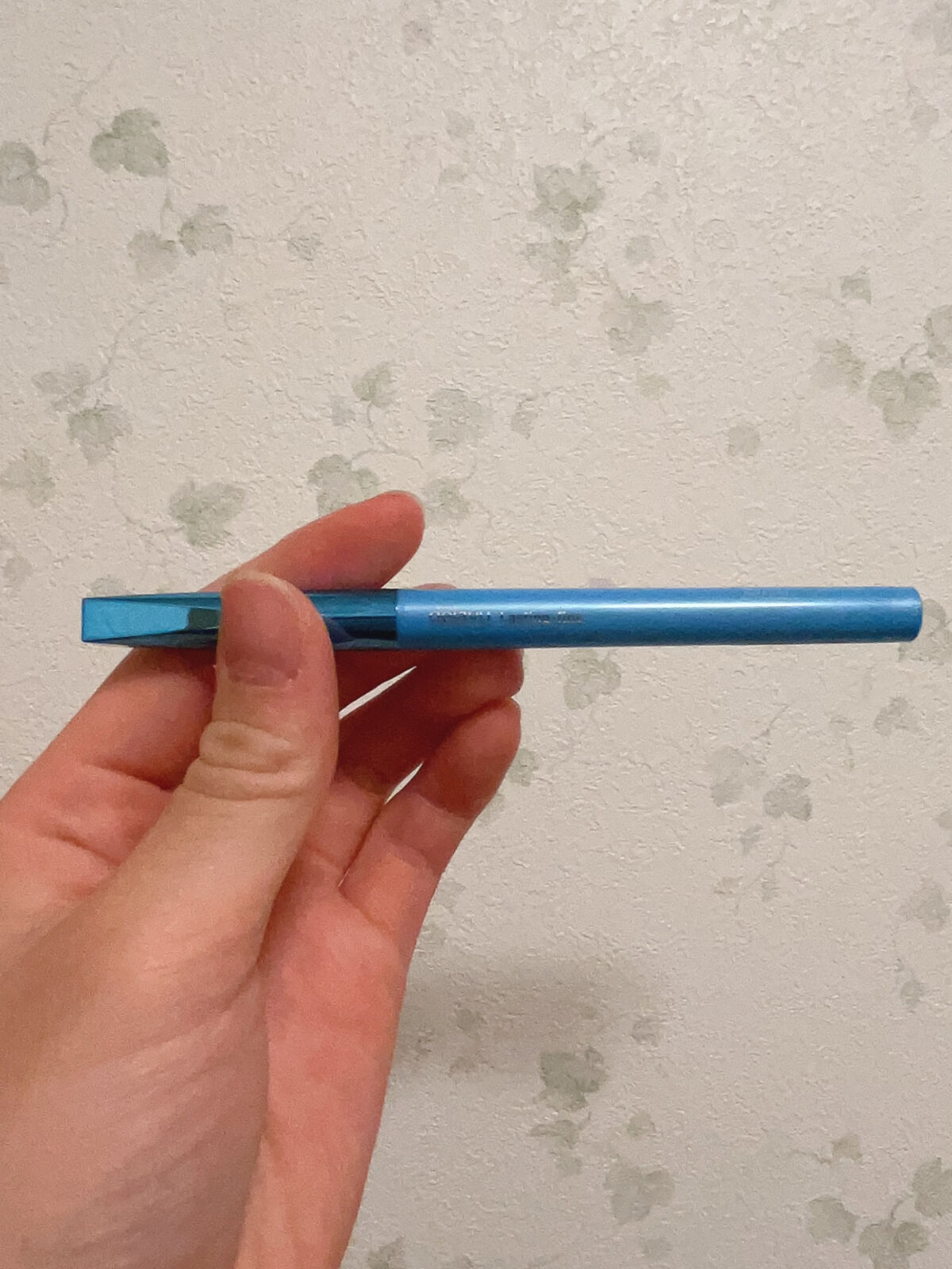 「密着アイライナー」極細クリームペンシル/デジャヴュ/ペンシルアイライナーを使ったクチコミ（2枚目）