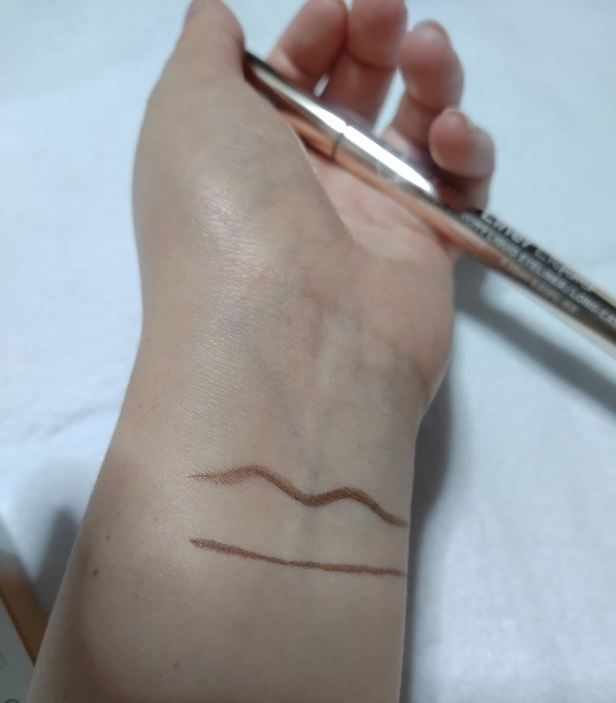 リキッドアイライナーR4/ラブ・ライナー/リキッドアイライナーを使ったクチコミ（2枚目）