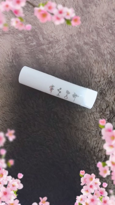 ずっと気になってたので買ってみました
中々の潤いと、ほのかにアップルの香りで🙆です