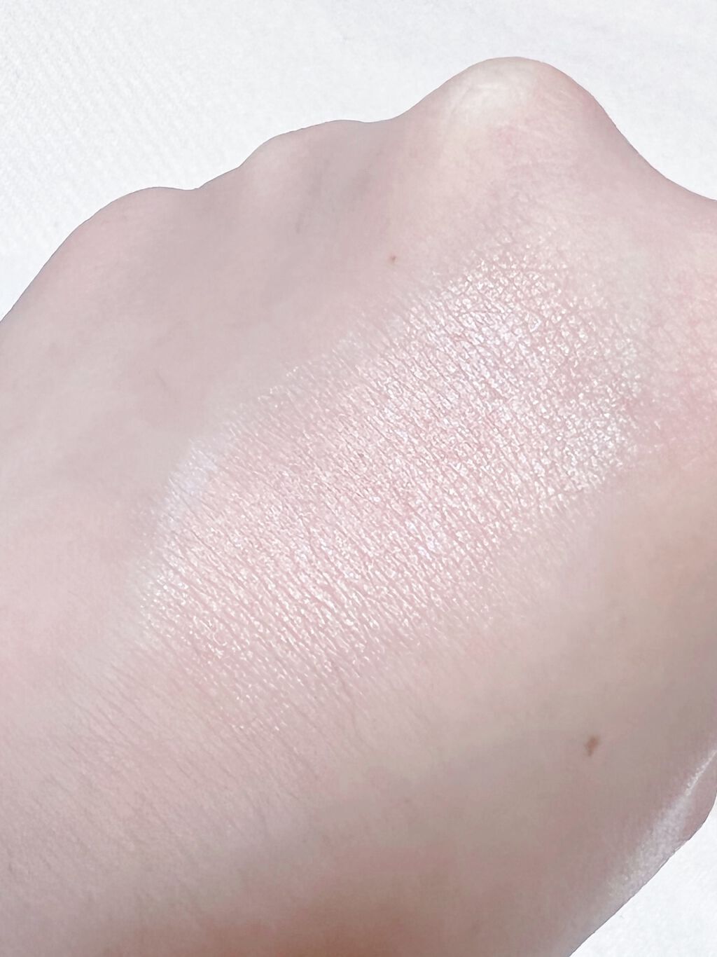 イルミナイザー/リンメル ロンドン/クリームハイライトを使ったクチコミ（2枚目）