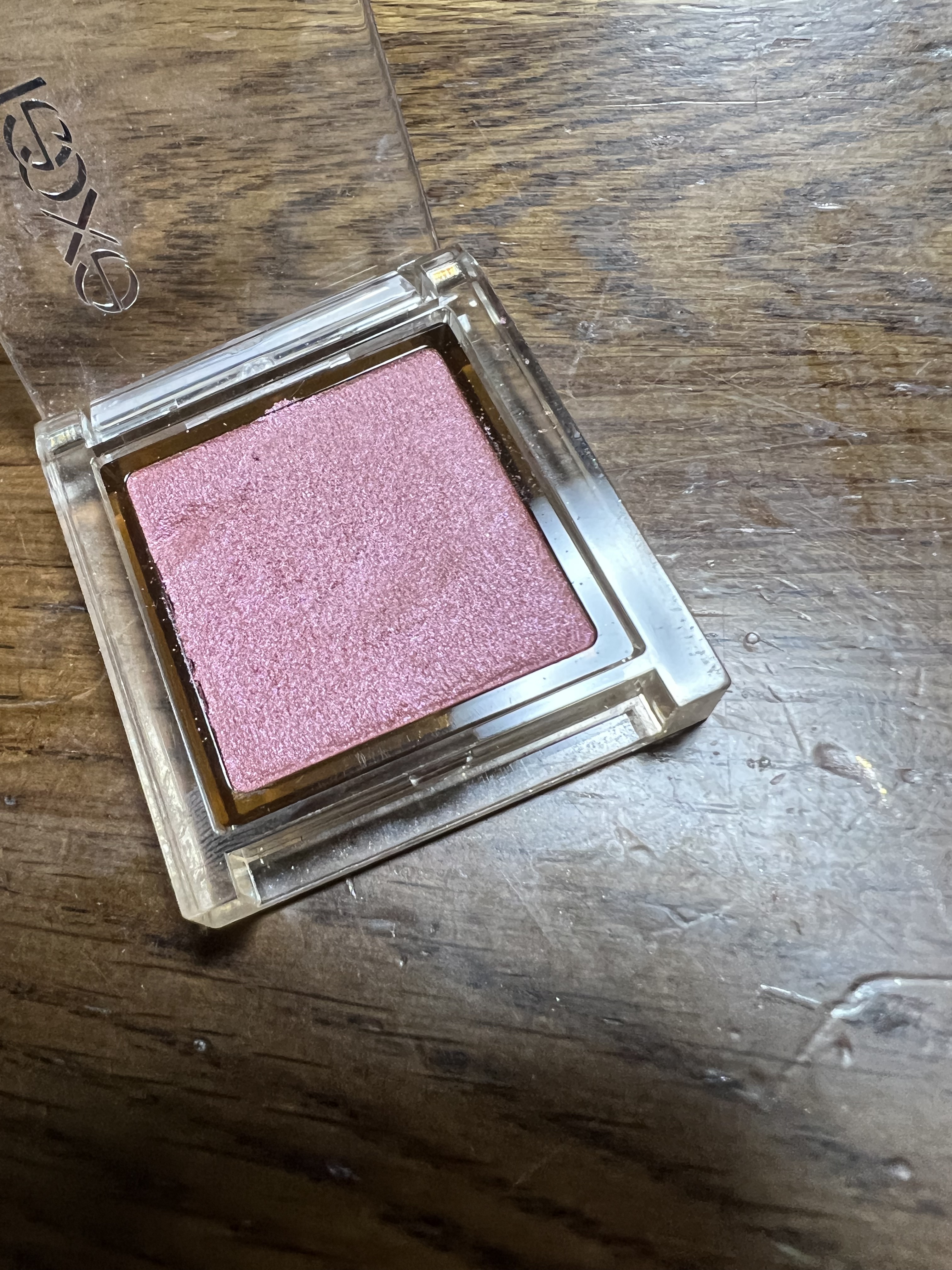 アイプランナー R03 ルバーブジャム/excel/単色アイシャドウを使ったクチコミ（2枚目）