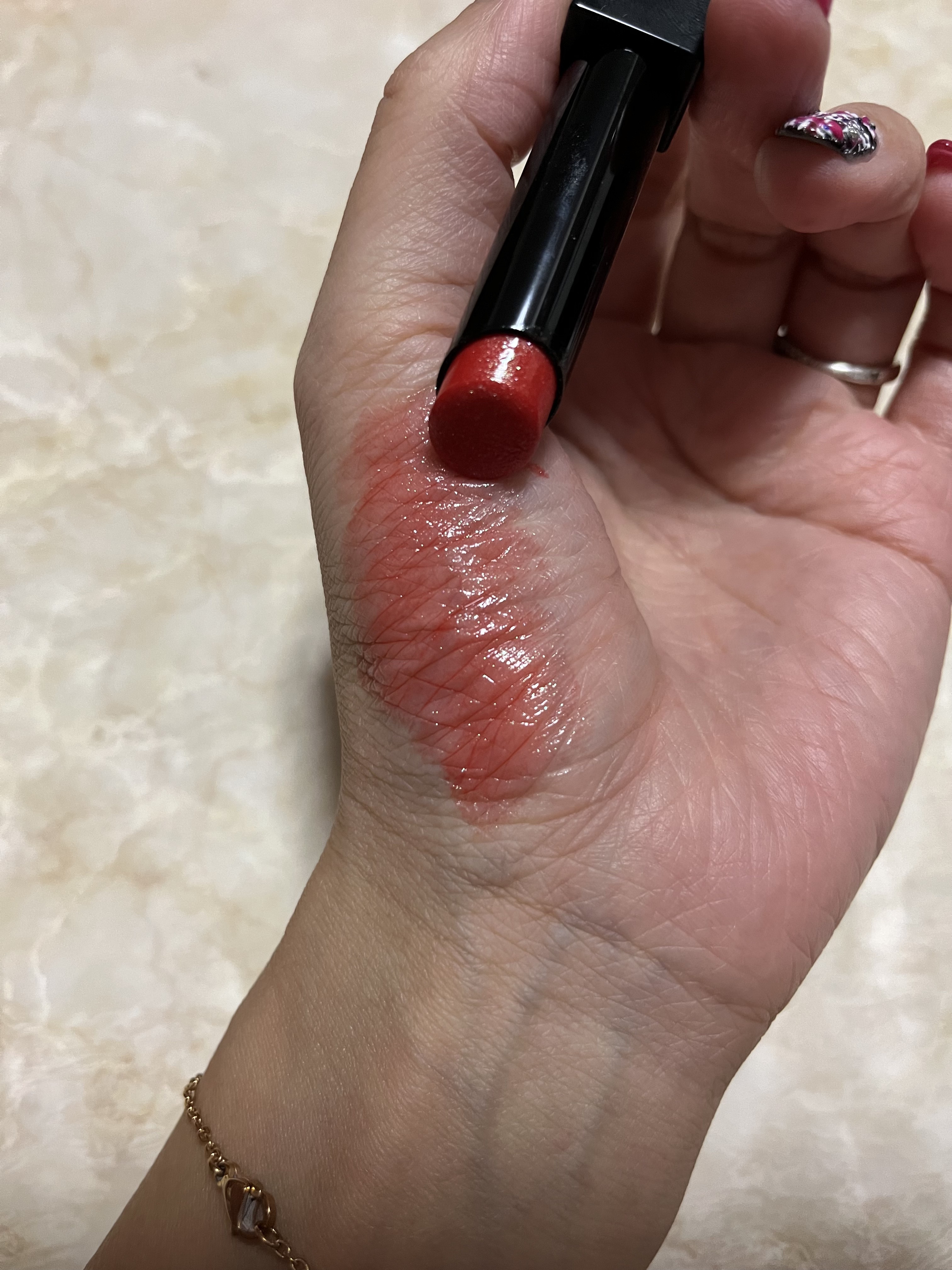 ケイト リップモンスター 108 レッドバケーション(限定色)/KATE/口紅を使ったクチコミ（2枚目）