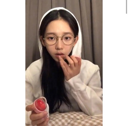 GLOWY TINT BALM/AOU/リップグロスを使ったクチコミ(3枚目)