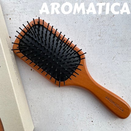 ウッドスカルプヘアブラシ/AROMATICA/ヘアブラシを使ったクチコミ(1枚目)