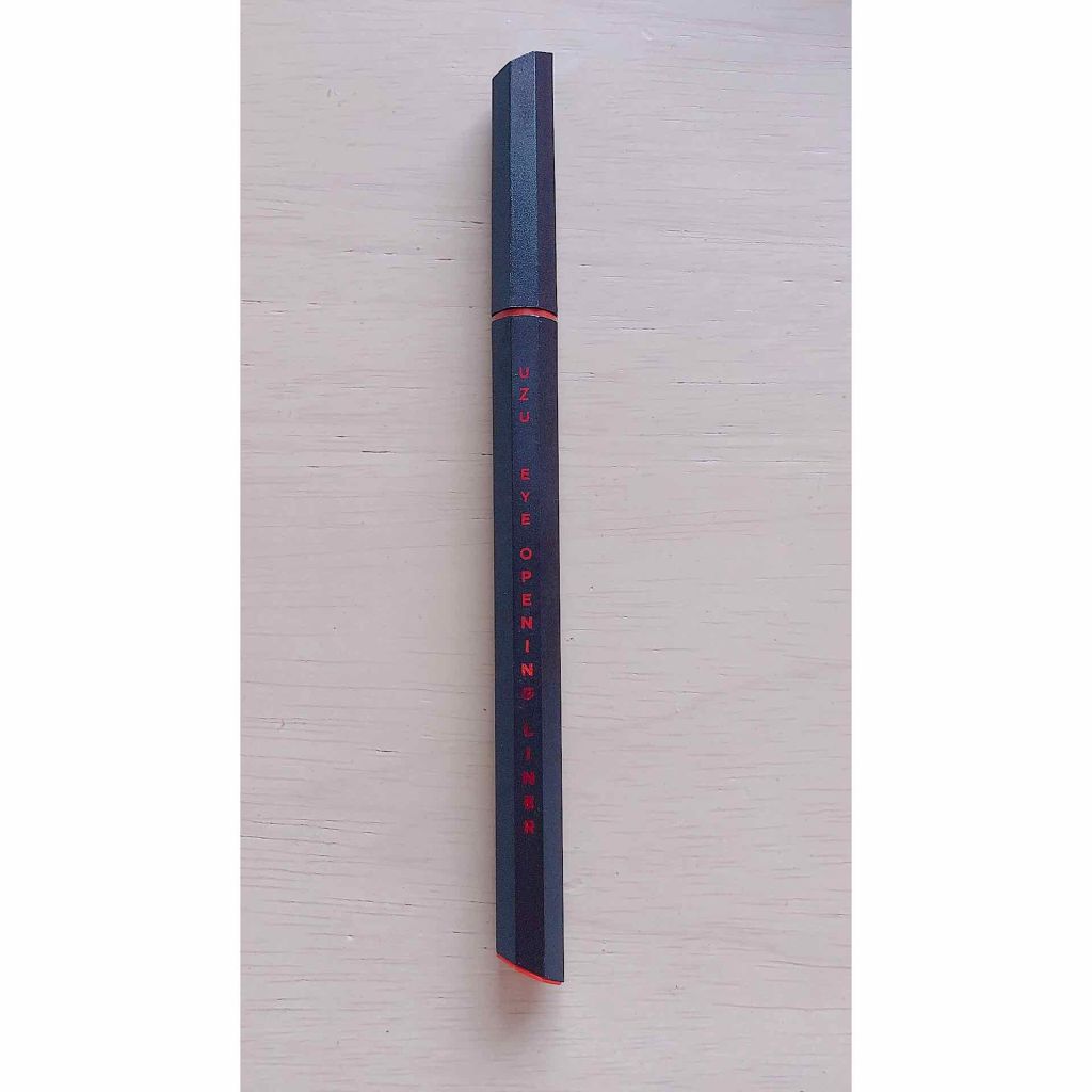 EYE OPENING LINER/UZU BY FLOWFUSHI/リキッドアイライナーを使ったクチコミ（3枚目）