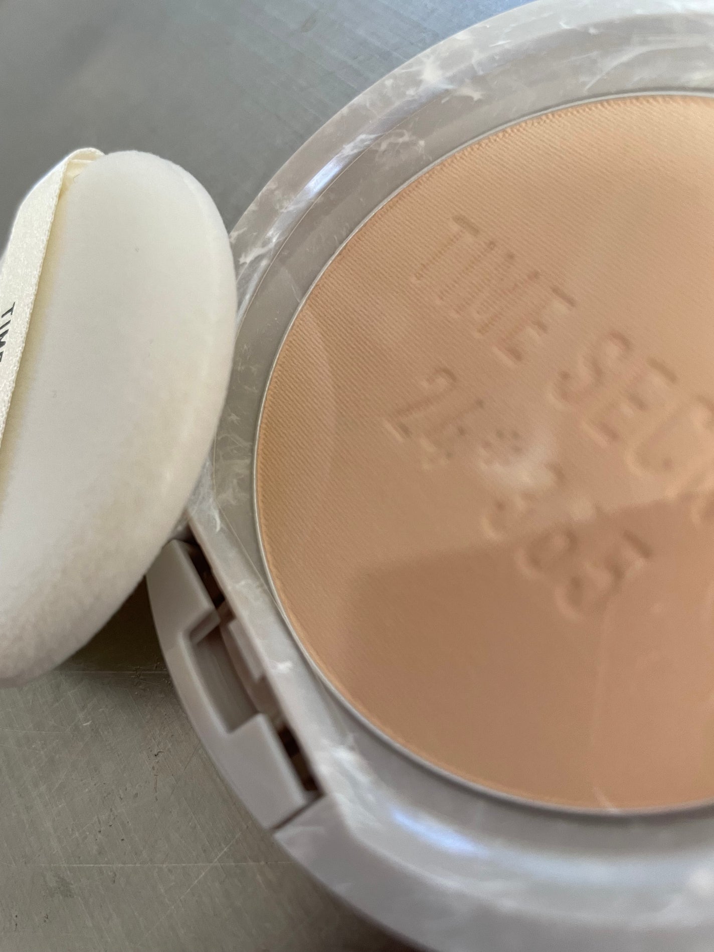 プランクトン on LIPS 「#タイムシークレット固形パウダーこれは失敗だったかも。思った以..」(6枚目)