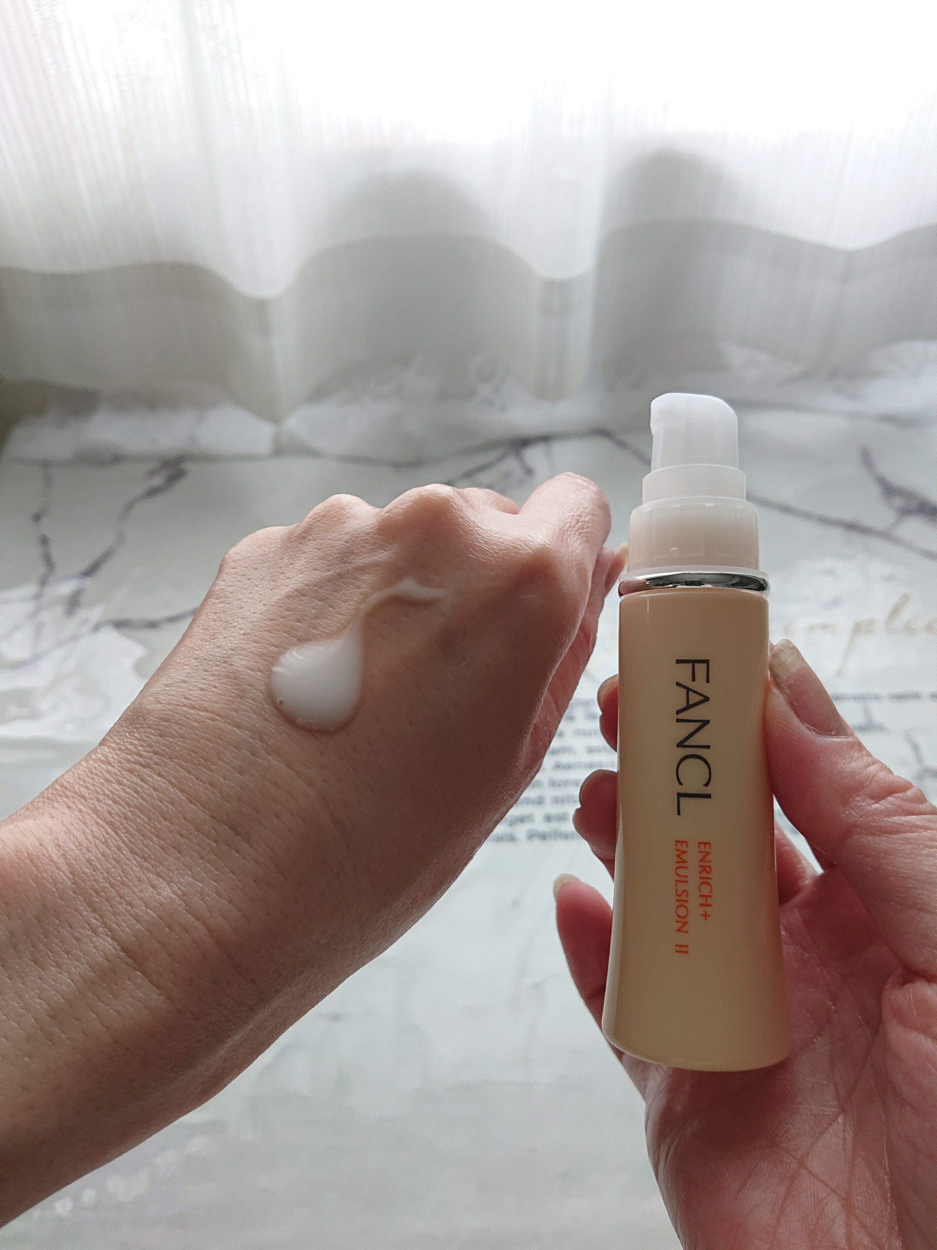 エンリッチプラス 乳液 II しっとり ＜医薬部外品＞/ファンケル/乳液を使ったクチコミ（2枚目）