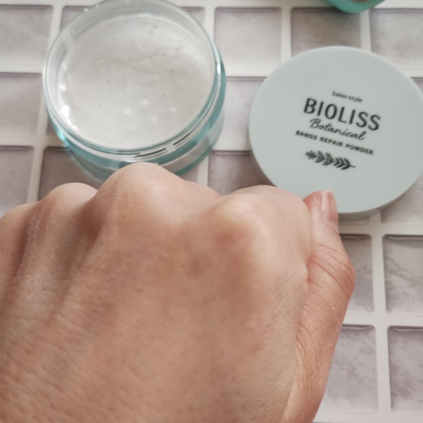 ボタニカル 前髪お直し パウダー/SSビオリス/その他スタイリングを使ったクチコミ(5枚目)