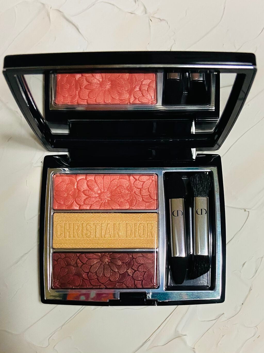 トリオ ブリック パレット<ピュア グロウ>/Dior/アイシャドウパレットを使ったクチコミ(1枚目)