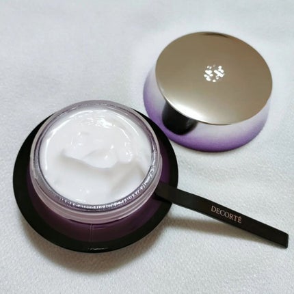 DECORTÉ リポソーム アドバンスト リペアクリームのクチコミ「👑 コスメデコルテ リポソーム アドバンスト リペアクリーム
* 50g ¥11,000 (ぼ.....」(2枚目)