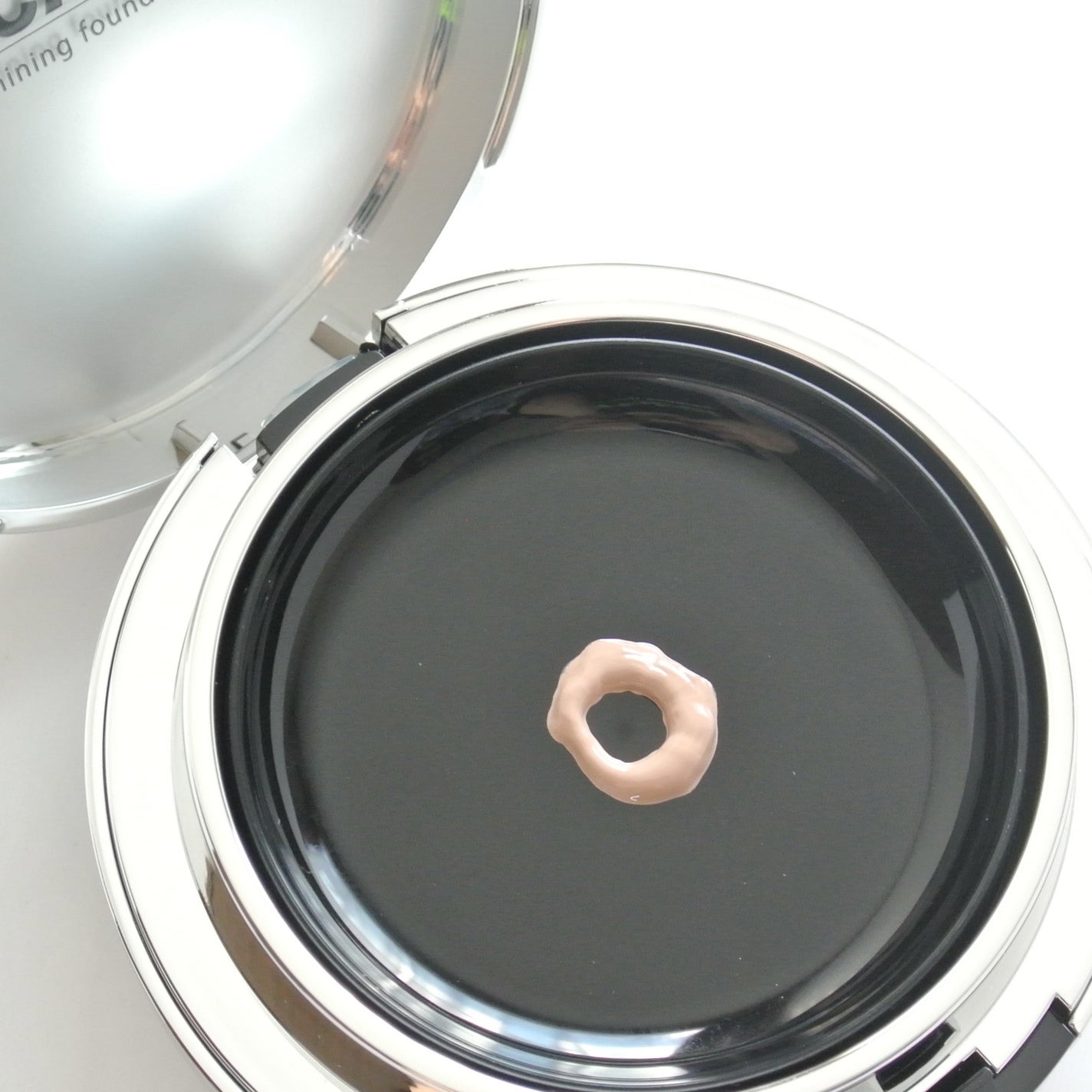 V3シャイニングファンデーション/SPICARE/クッションファンデーションを使ったクチコミ(3枚目)