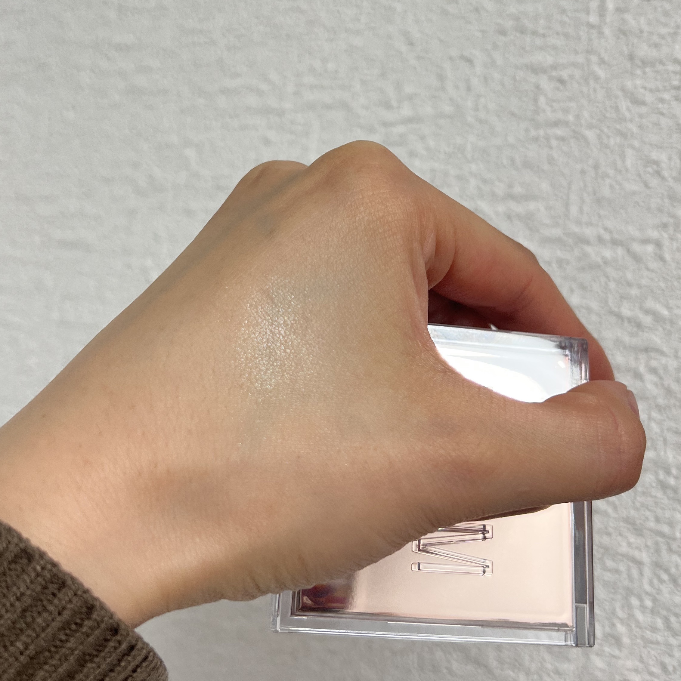 プリズム エアー ハイライター/CLIO/パウダーハイライトを使ったクチコミ（3枚目）